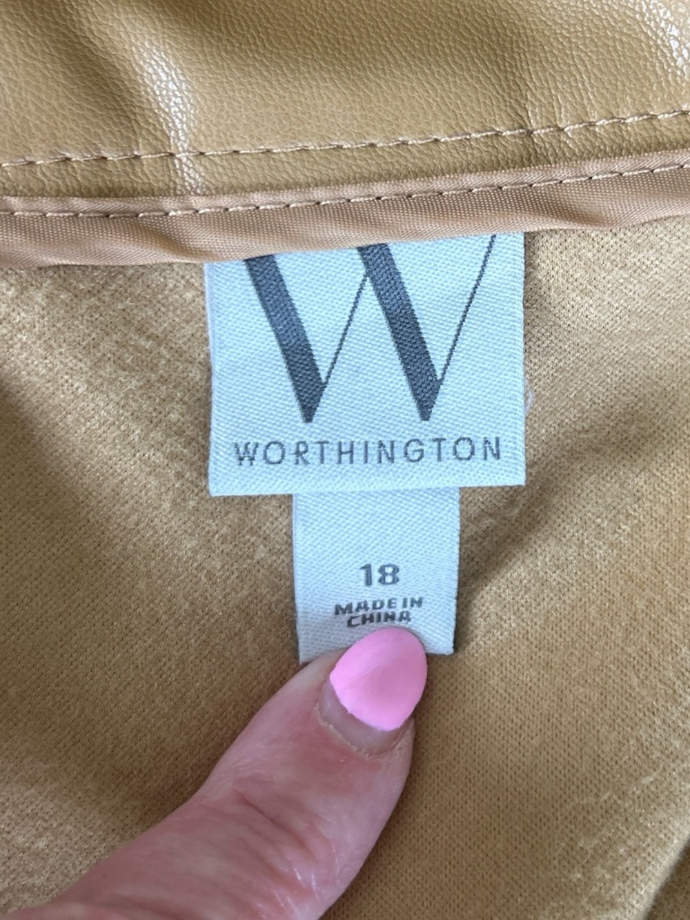 Worthington Tan skirt with Worthington Label
